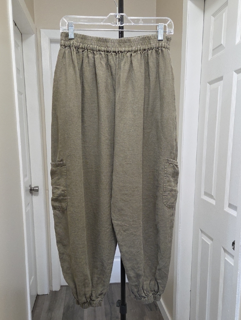 Women's Olive Cargo Jogger Pants with Elastic Waist